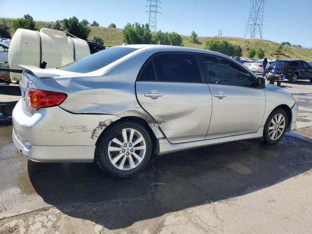 2T1BU4EE6AC438747 - 2010 TOYOTA COROLLA BASE 银色 照片 3