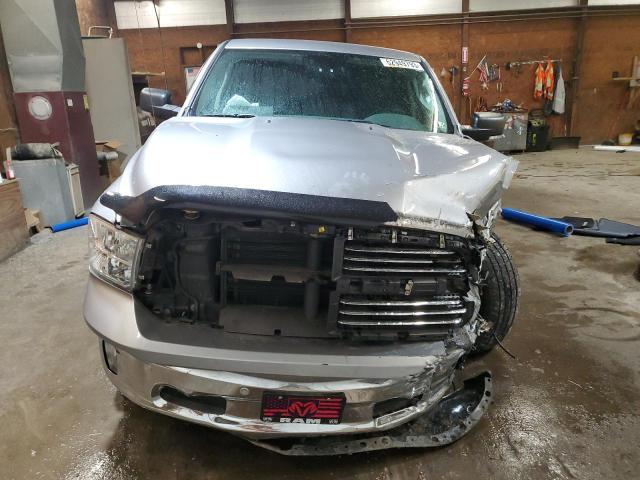 1C6RR7TT7KS687892 - 2019 RAM 1500 CLASS SLT Gümüş foto 5