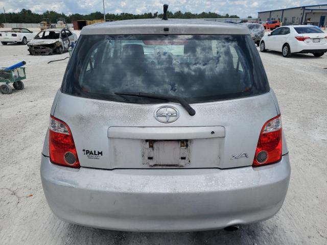 JTKKT624465004432 - 2006 TOYOTA SCION XA SILVER photo 6