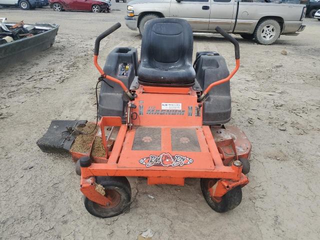 BMG5425K004142364 - 2014 BADB MOWER RED photo 8