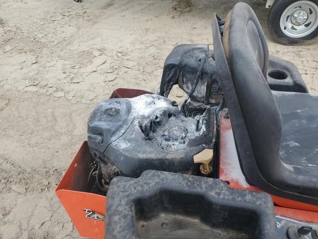 BMG5425K004142364 - 2014 BADB MOWER RED photo 9