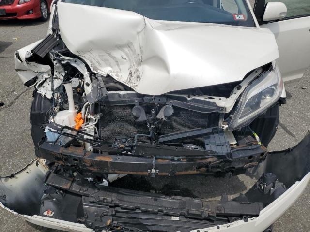 5TDDZ3DC2JS192436 - 2018 TOYOTA SIENNA XLE თეთრი ფოტო 12