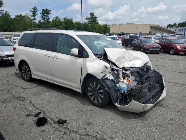 5TDDZ3DC2JS192436 - 2018 TOYOTA SIENNA XLE თეთრი ფოტო 4