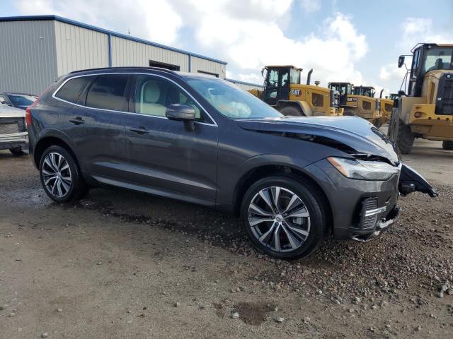 YV4L12RK1N1054965 - 2022 VOLVO XC60 B5 MOMENTUM GRAY photo 4