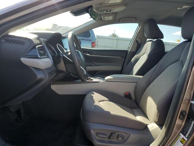 4T1C11AK5MU413543 - 2021 TOYOTA CAMRY LE 灰色 照片 7