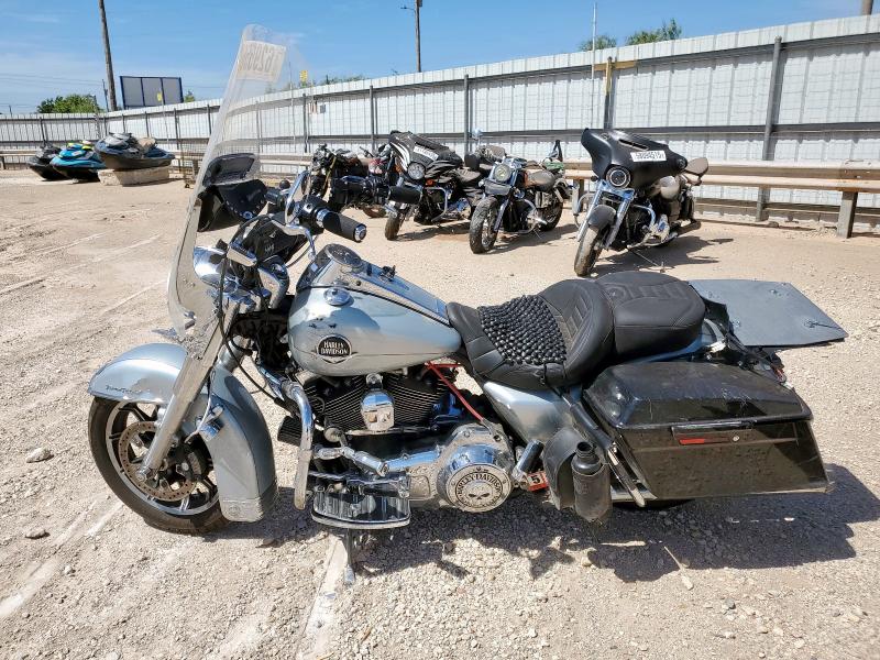 1HD1FR417AB673821 - 2010 HARLEY-DAVIDSON FLHRC ვერცხლისფერი ფოტო 3