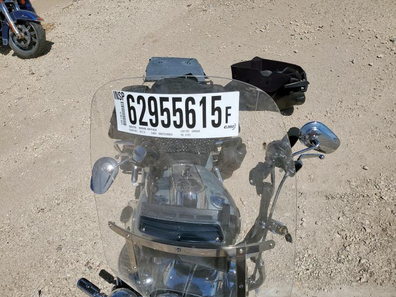 1HD1FR417AB673821 - 2010 HARLEY-DAVIDSON FLHRC ვერცხლისფერი ფოტო 5