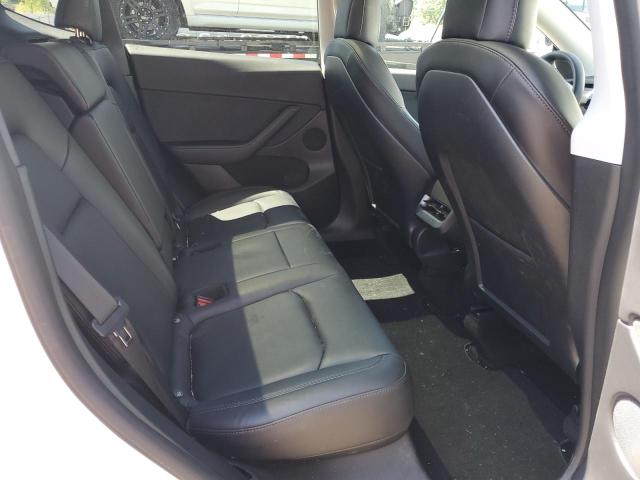 7SAYGDEE2NF425659 - 2022 TESLA MODEL Y Սպիտակ լուսանկար 11
