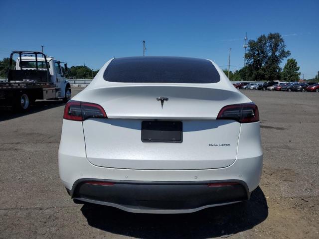 7SAYGDEE2NF425659 - 2022 TESLA MODEL Y Սպիտակ լուսանկար 6