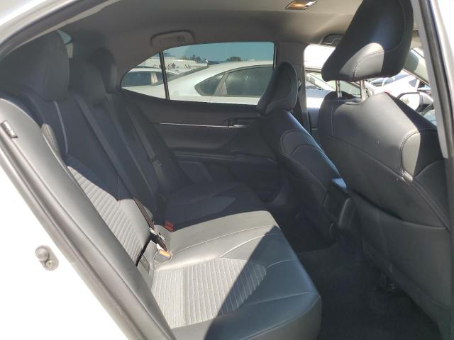 4T1G11AK4PU730090 - 2023 TOYOTA CAMRY SE NIGHT SHADE WHITE photo 10