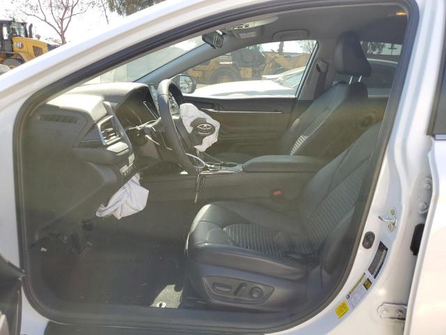 4T1G11AK4PU730090 - 2023 TOYOTA CAMRY SE NIGHT SHADE WHITE photo 7