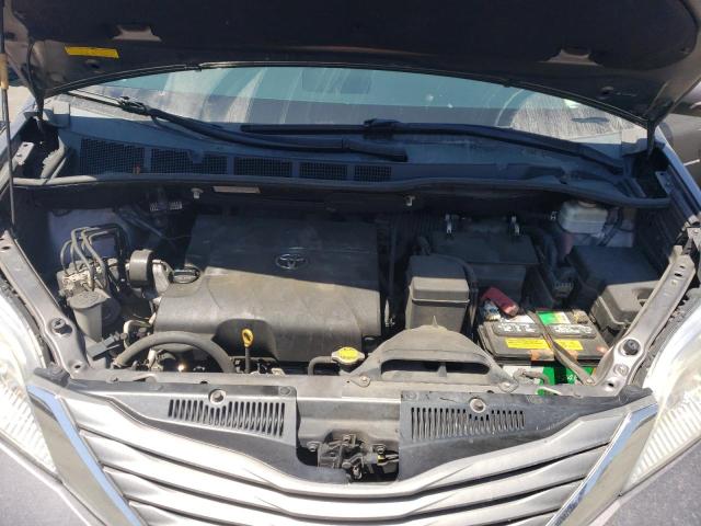 5TDYK3DC3BS062205 - 2011 TOYOTA SIENNA XLE GRAY photo 12