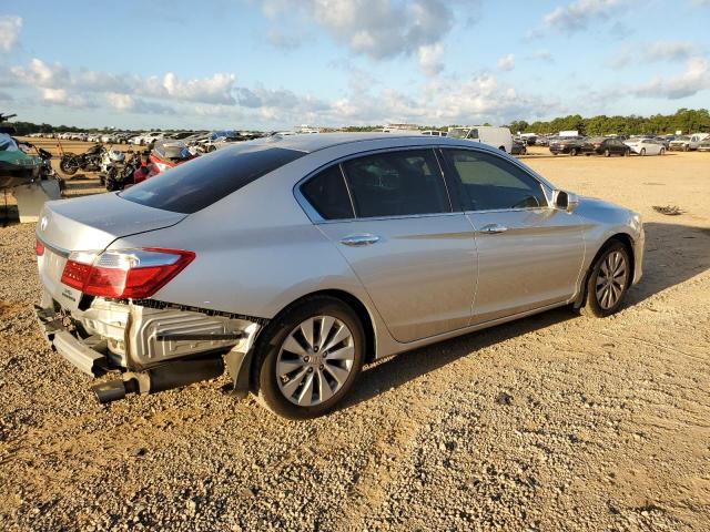 1HGCR3F95EA034402 - 2014 HONDA ACCORD TOURING SILVER photo 3