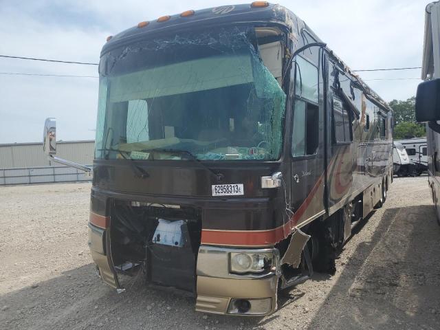 51Z435619B1055885 - 2011 ROADMASTER RAIL RAISED RAI BROWN photo 2