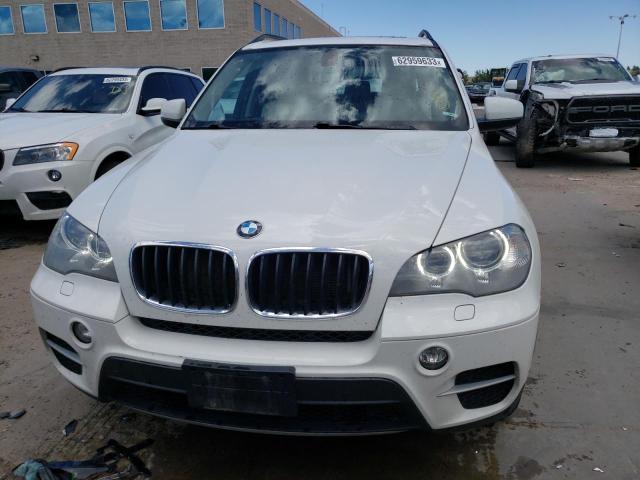 5UXZV4C52CL990450 - 2012 BMW X5 XDRIVE35I أبيض صورة 5