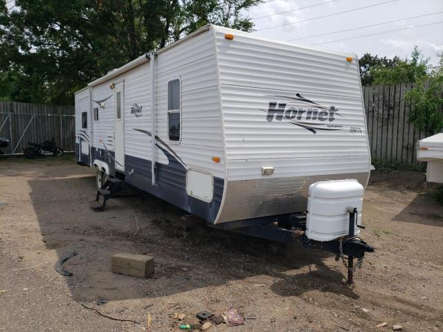 4YDT32B2977202400 - 2007 KEYSTONE HORNET WHITE photo 1