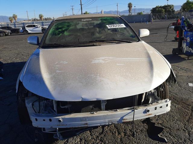 JTKJF5C72F3095606 - 2015 TOYOTA SCION TC 白色 照片 5