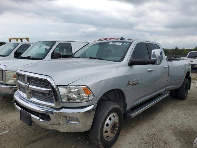 3C63RRHL6JG383985 - 2018 RAM 3500 SLT SILVER photo 2