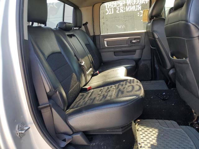 3C63RRHL6JG383985 - 2018 RAM 3500 SLT SILVER photo 6