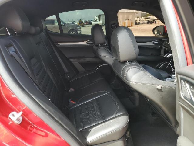 ZASPAKBN1L7C70566 - 2020 ALFA ROMEO STELVIO TI RED photo 11