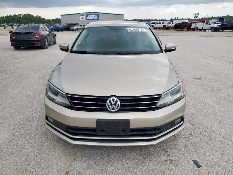 3VWLA7AJ3FM306865 - 2015 VOLKSWAGEN JETTA TDI 金色 照片 5