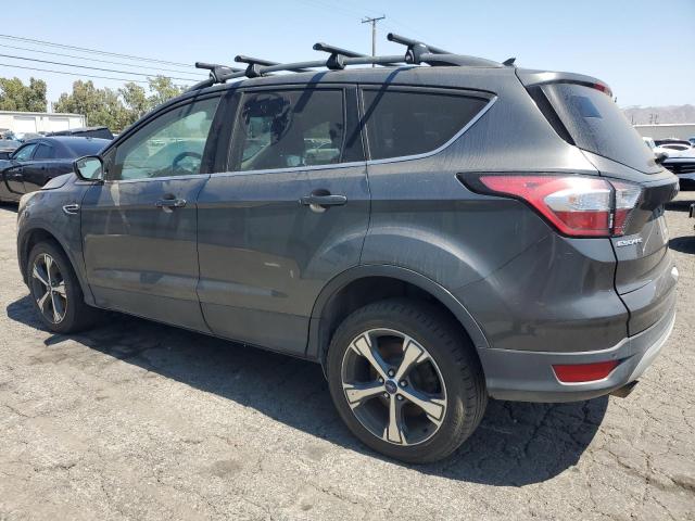 1FMCU9HD1JUB55028 - 2018 FORD ESCAPE SEL Графитовый фото 2