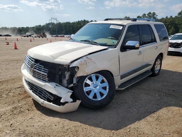 5LMFU27518LJ03278 - 2008 LINCOLN NAVIGATOR WHITE photo 1