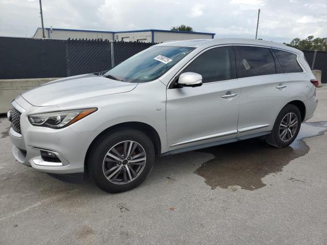 2019 INFINITI QX60 LUXE, null