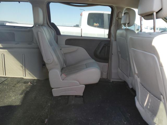 2C4RC1CG2CR192769 - 2012 CHRYSLER TOWN & COU TOURING L RED photo 11