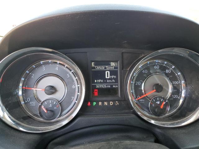 2C4RC1CG2CR192769 - 2012 CHRYSLER TOWN & COU TOURING L RED photo 9