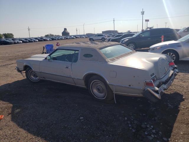 6Y89A925247 - 1976 LINCOLN MARK IV SILVER photo 2