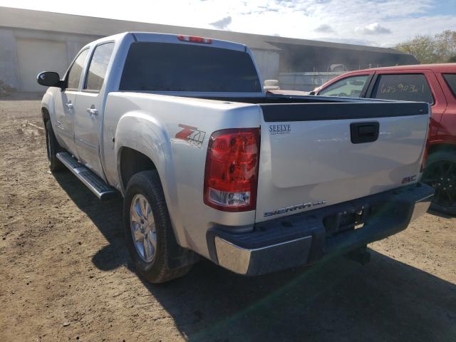 3GTP2VE70CG307759 - 2012 GMC SIERRA K1500 SLE SILVER photo 3