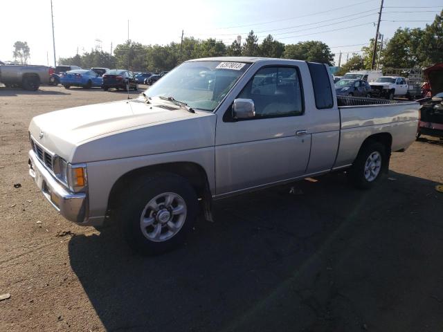 1N6SD16S3TC341050 - 1996 NISSAN TRUCK KING CAB SE SILVER photo 1