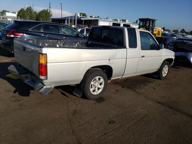 1N6SD16S3TC341050 - 1996 NISSAN TRUCK KING CAB SE SILVER photo 3