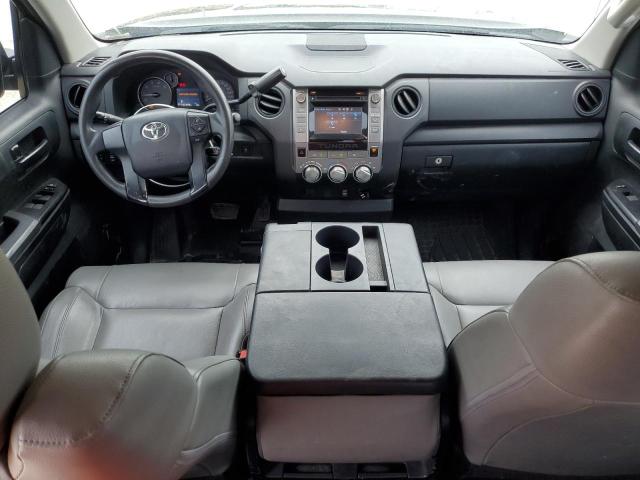 5TFRM5F10HX119811 - 2017 TOYOTA TUNDRA DOUBLE CAB SR/SR5 BLACK photo 8