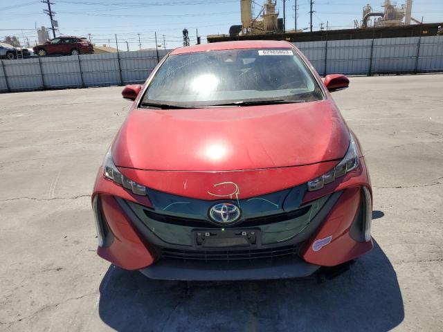 JTDKARFP5H3060168 - 2017 TOYOTA PRIUS PRIM 红色 照片 5