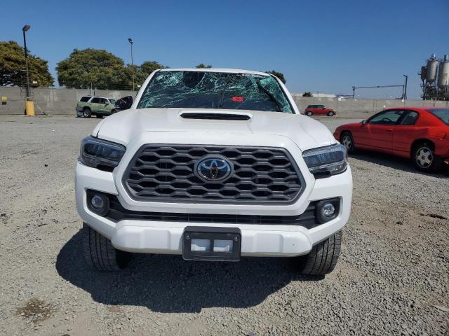 3TMCZ5AN5PM643834 - 2023 TOYOTA TACOMA DOUBLE CAB თეთრი ფოტო 5