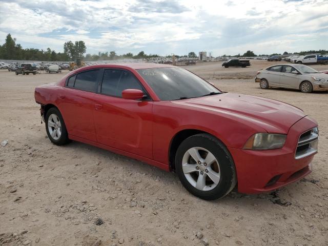 2C3CDXBG5CH178138 - 2012 DODGE CHARGER SE RED photo 4