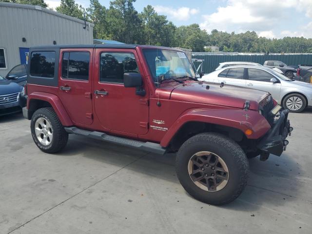 1C4BJWEG4DL513447 - 2013 JEEP WRANGLER U SAHARA BURGUNDY photo 4