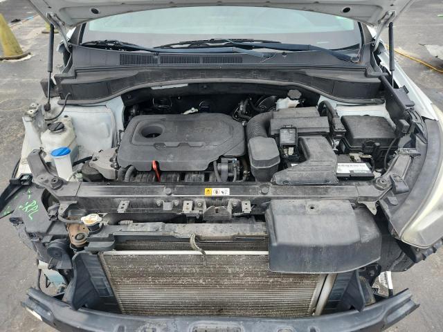 5NMZT3LB0JH102039 - 2018 HYUNDAI SANTA FE S WHITE photo 11