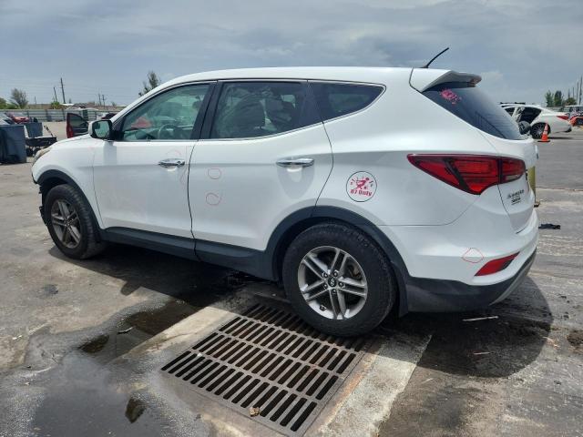 5NMZT3LB0JH102039 - 2018 HYUNDAI SANTA FE S WHITE photo 2