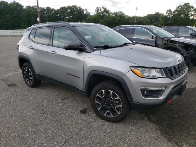 3C4NJDDBXLT189379 - 2020 JEEP COMPASS TRAILHAWK SILVER photo 4