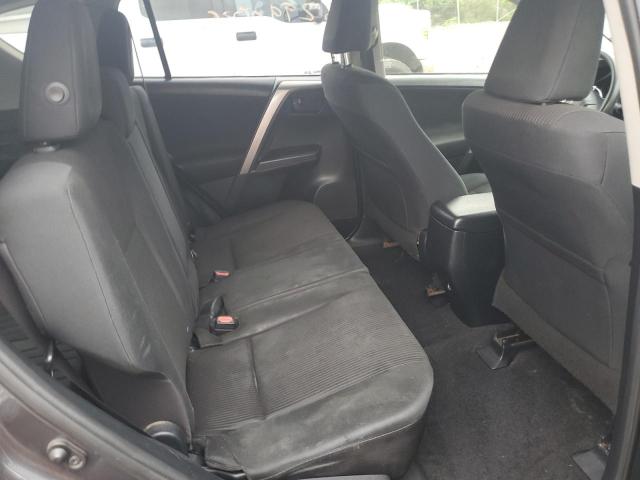 JTMBFREV2JJ197796 - 2018 TOYOTA RAV4 LE GRAY photo 11