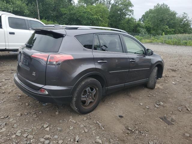 JTMBFREV2JJ197796 - 2018 TOYOTA RAV4 LE GRAY photo 3