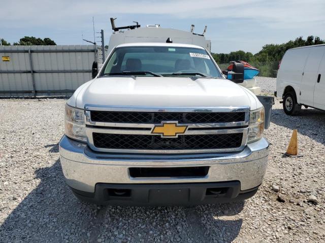 1GB3CZCGXCF200066 - 2012 CHEVROLET SILVERADO C3500 WHITE photo 5