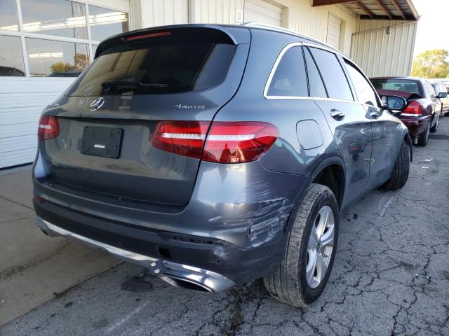 WDC0G4KB6JV057142 - 2018 MERCEDES-BENZ GLC 300 4MATIC GRAY photo 4