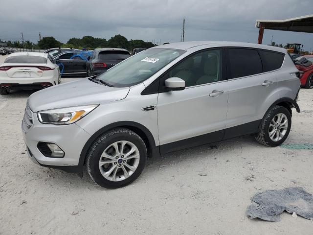 2017 FORD ESCAPE SE, 