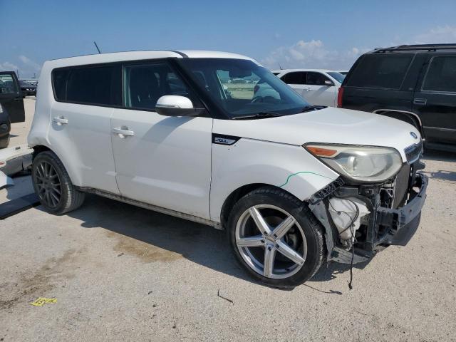 KNDJX3A50F7196758 - 2015 KIA SOUL ! WHITE photo 4