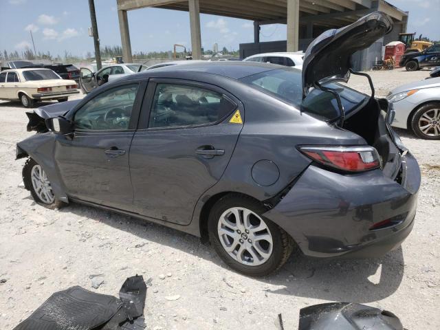 3MYDLBYV9JY304182 - 2018 TOYOTA YARIS IA 灰色 照片 2