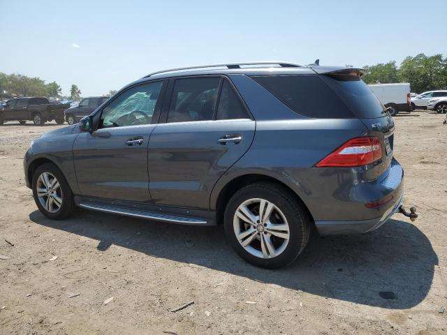 4JGDA5HB3DA171807 - 2013 MERCEDES-BENZ ML 350 4MATIC GRAY photo 2